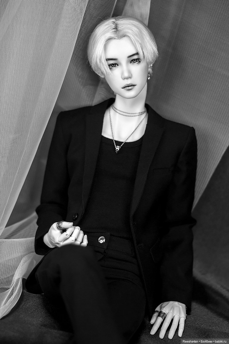 Красота монохрома — Гибридизация кукол BJD (БЖД): пересадка головы (фото 3)