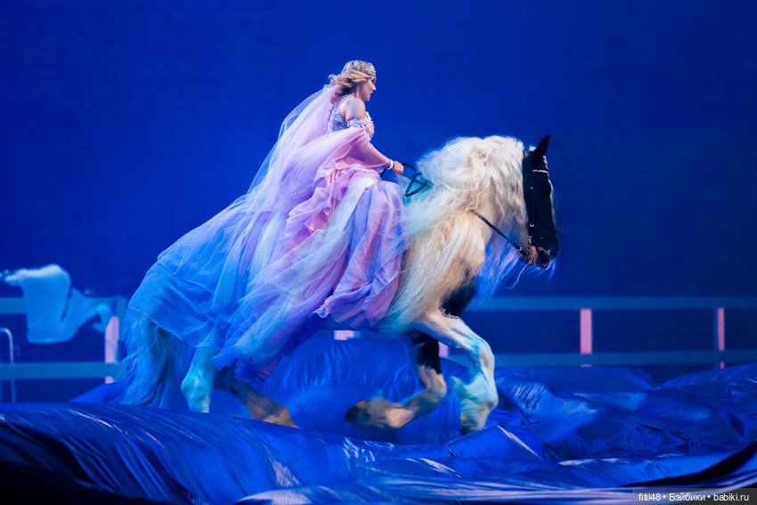 Ангелы коный театр Ларисы Луста Часть первая (фото 3)