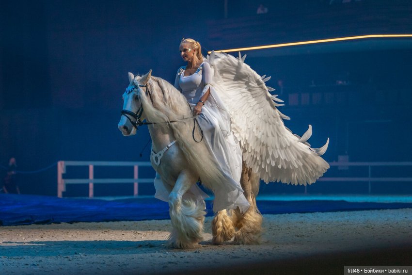Ангелы коный театр Ларисы Луста Часть первая (фото 4)