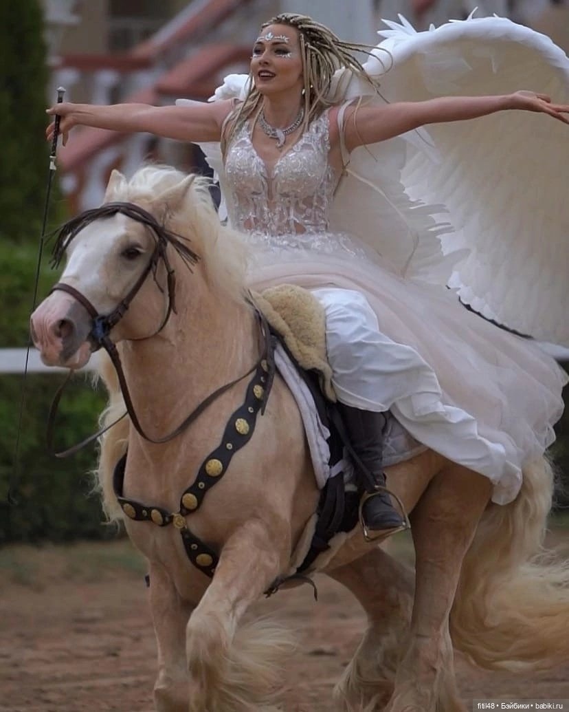 Ангелы коный театр Ларисы Луста Часть первая (фото 5)