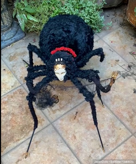 "Чёрная вдова" на выставке "Куклы с характером. Четвертая высота" (фото 4)
