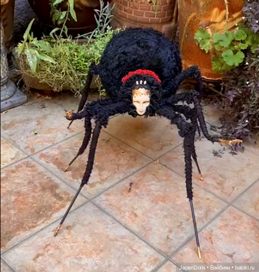 "Чёрная вдова" на выставке "Куклы с характером. Четвертая высота" (фото 2)