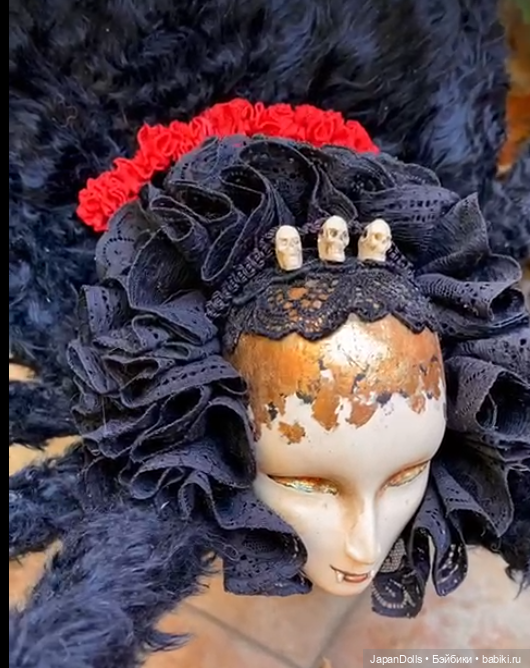 "Чёрная вдова" на выставке "Куклы с характером. Четвертая высота" (фото 5)