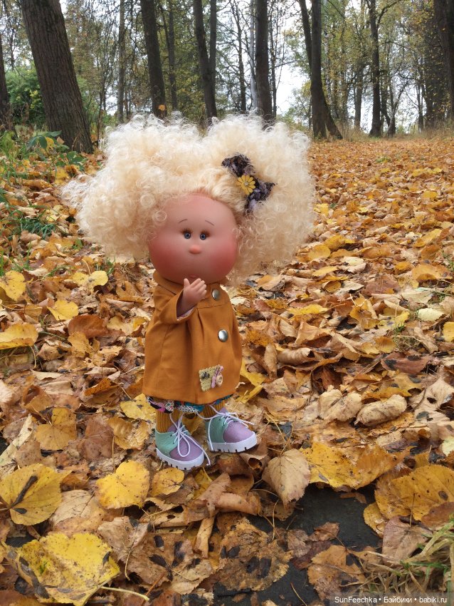 Нарядная Лотта в нарядной осени