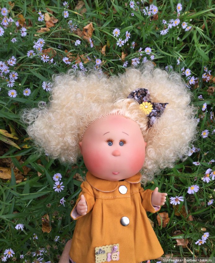 Нарядная Лотта в нарядной осени (фото 2)