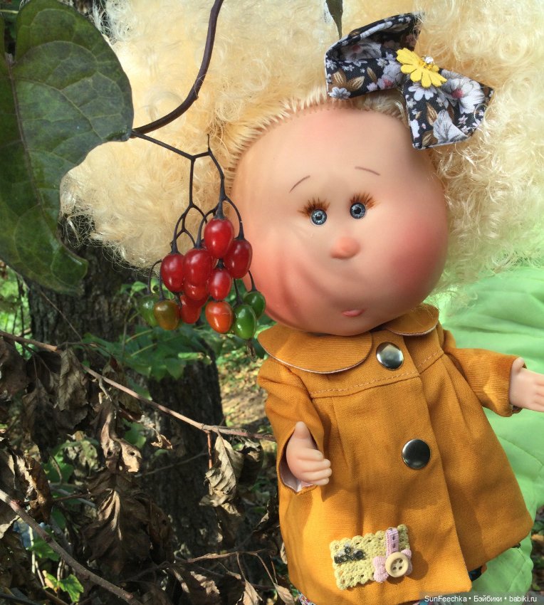 Нарядная Лотта в нарядной осени