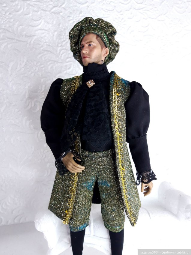 Королевские наряды для Phicen М32 (фото 6)