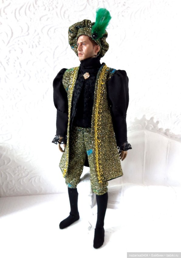 Королевские наряды для Phicen М32 (фото 8)