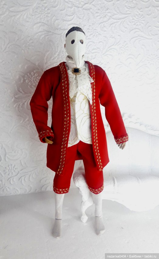 Королевские наряды для Phicen М32 (фото 2)