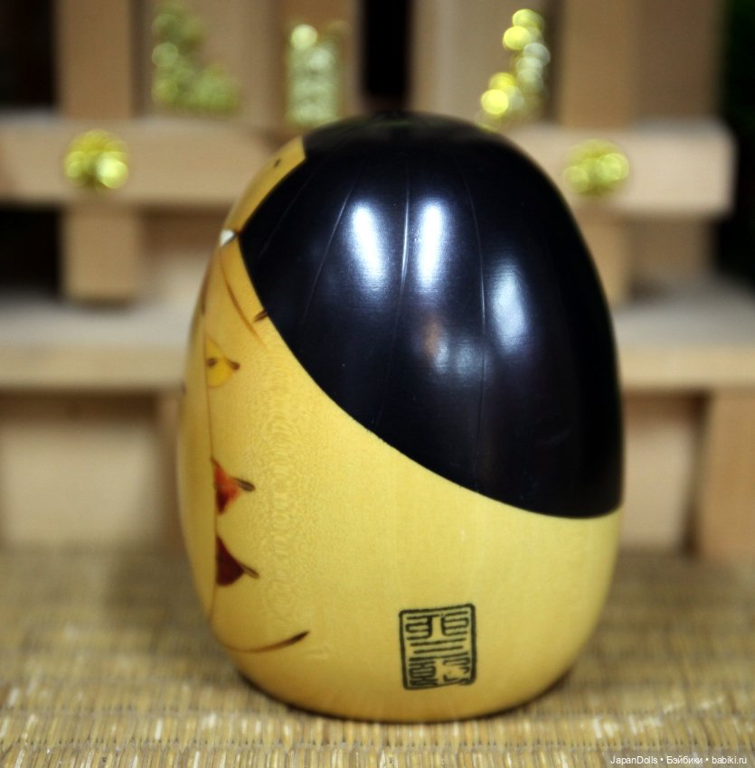 Кокэси в форме яйца на выставке "Япония. Куклы, сказки и легенды" (фото 4)