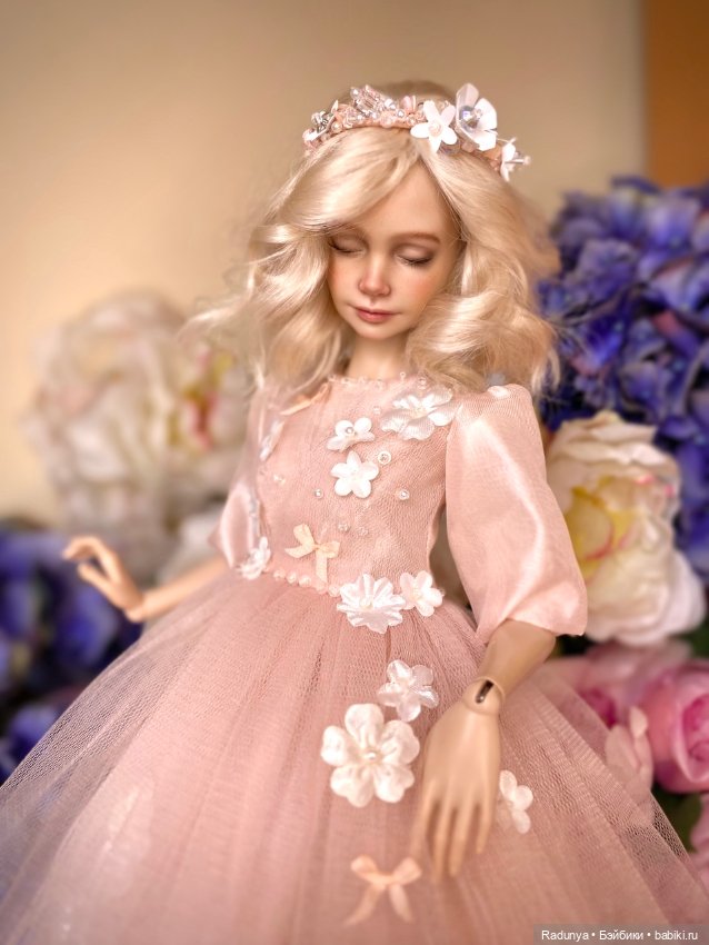Каждая девочка мечтает о розовом платье