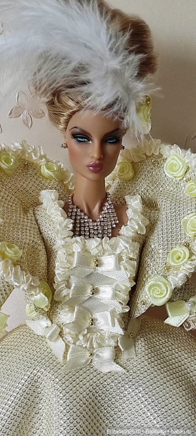 Знакомтесь - Её Величество