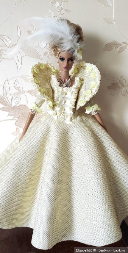 Знакомтесь - Её Величество (фото 2)