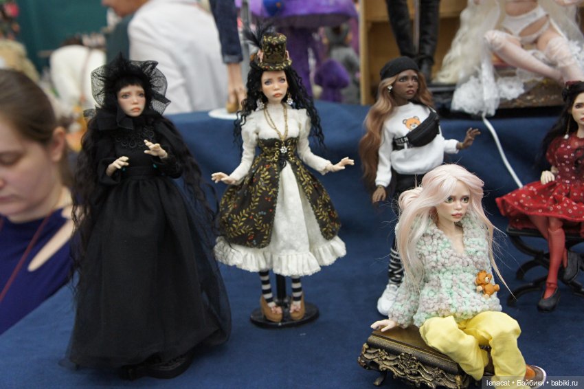 Салон кукол на Тишинке. Октябрь 2023. Фото репортаж. Часть 1