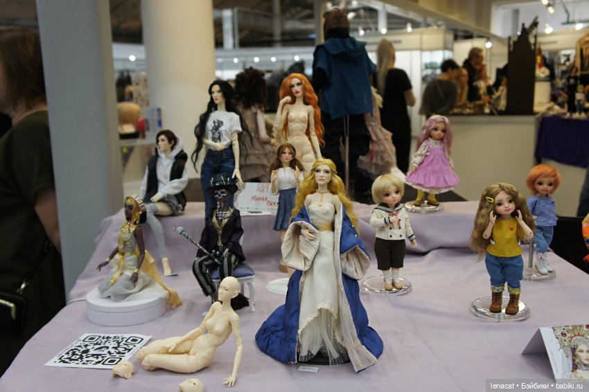 Салон кукол на Тишинке. Октябрь 2023. Фото репортаж. Часть 1