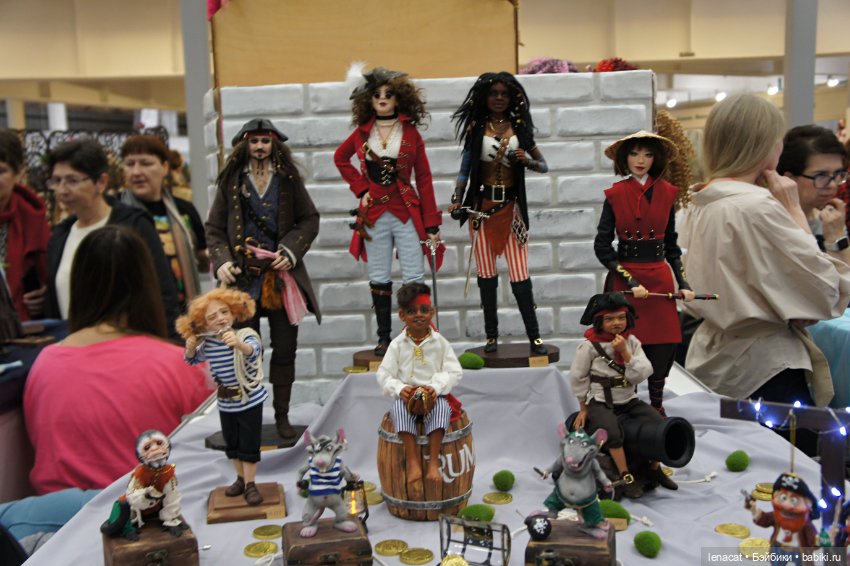 Салон кукол на Тишинке. Октябрь 2023. Фото репортаж. Часть 1