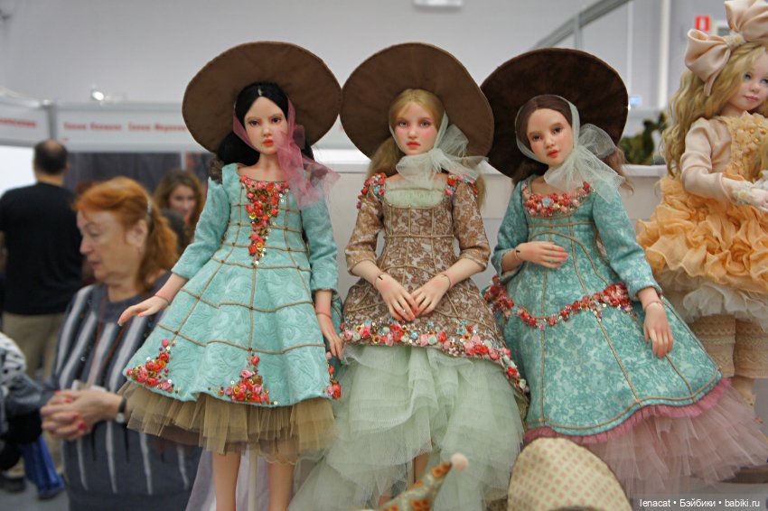 Салон кукол на Тишинке. Октябрь 2023. Фото репортаж. Часть 1