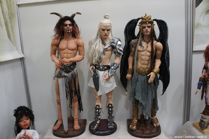 Салон кукол на Тишинке. Октябрь 2023. Фото репортаж. Часть 2