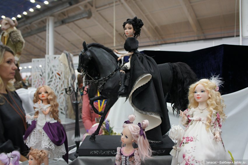 Салон кукол на Тишинке. Октябрь 2023. Фото репортаж. Часть 2