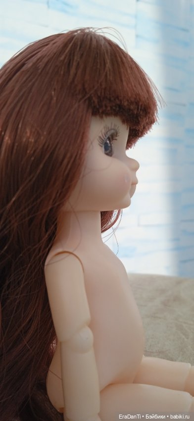 Баболи 1/6: в кадре шатенка улыбашка