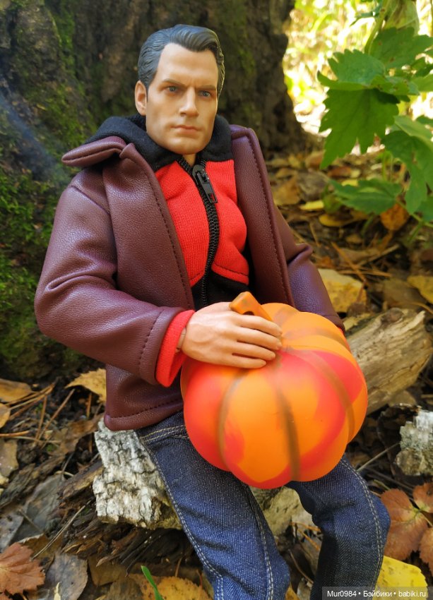 В осенних огородных заботах друзья приходят на помощь