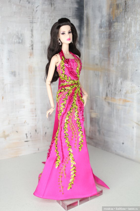 Новые платья — Одежда и обувь для кукол своими руками: фото