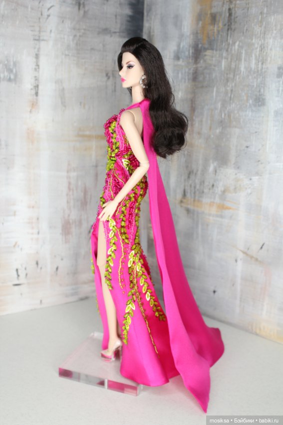 Новые платья — Одежда и обувь для кукол своими руками: фото