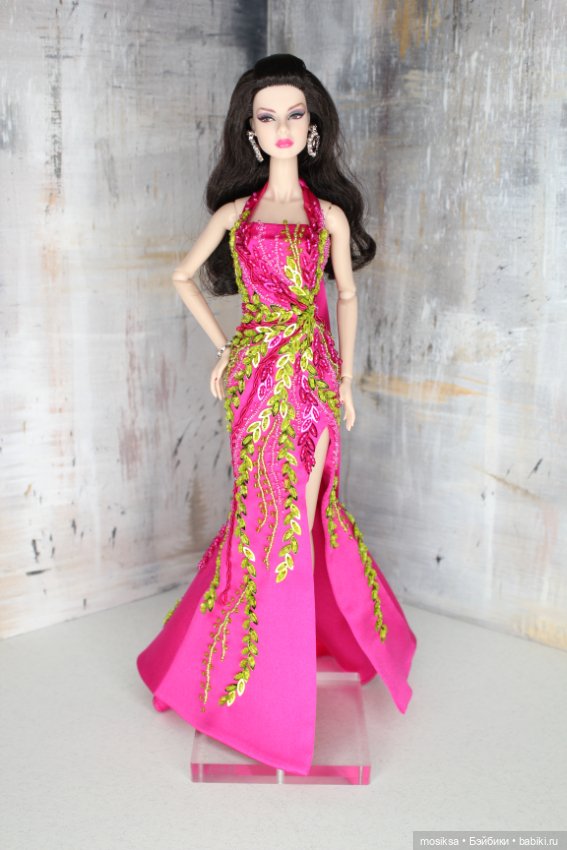 Новые платья — Одежда и обувь для кукол своими руками: фото