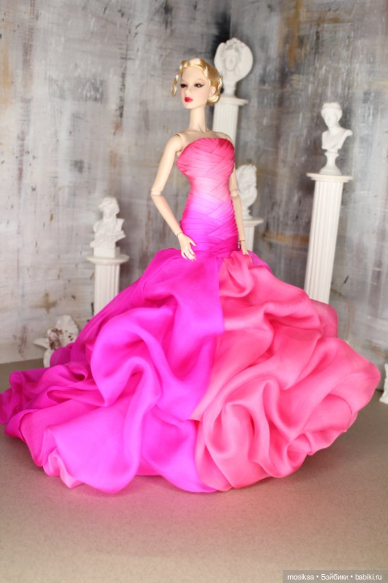 Новые платья — Одежда и обувь для кукол своими руками: фото