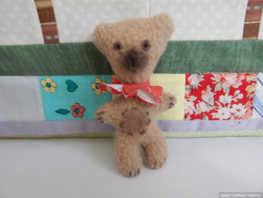 Маленькая медведица — Текстильные игрушки и примитивы: кофейные