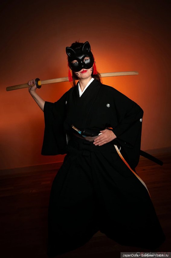 Позирование в кимоно на выставке "Япония. Куклы, сказки и легенды" (фото 4)