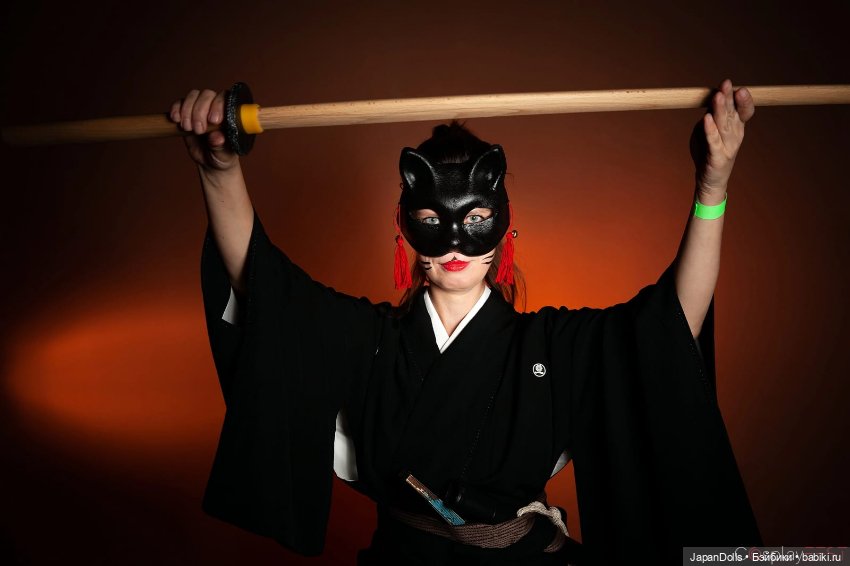 Позирование в кимоно на выставке "Япония. Куклы, сказки и легенды" (фото 6)