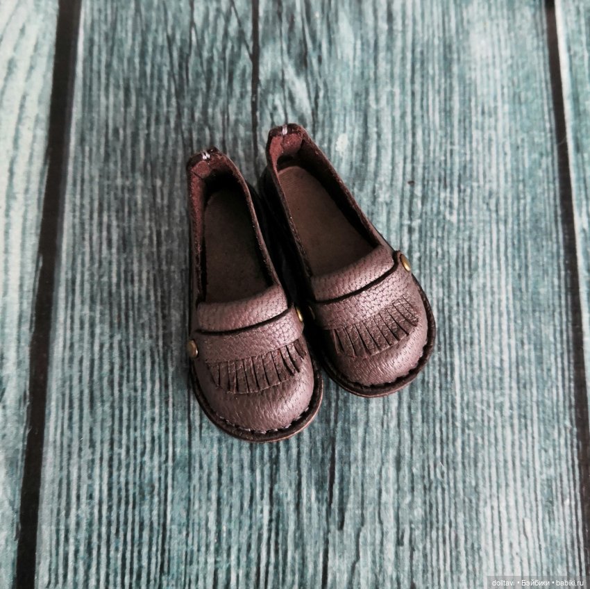 Новинка — Одежда и обувь для кукол своими руками: фото