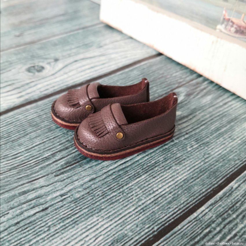 Новинка — Одежда и обувь для кукол своими руками: фото