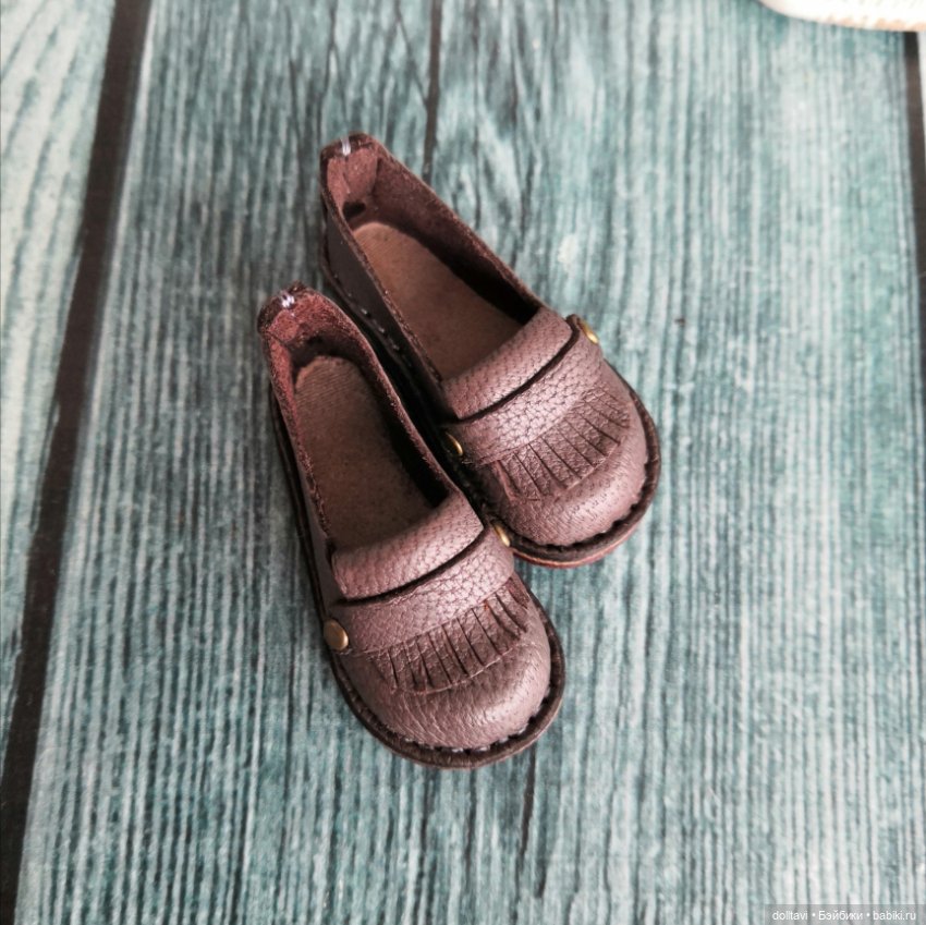 Новинка — Одежда и обувь для кукол своими руками: фото