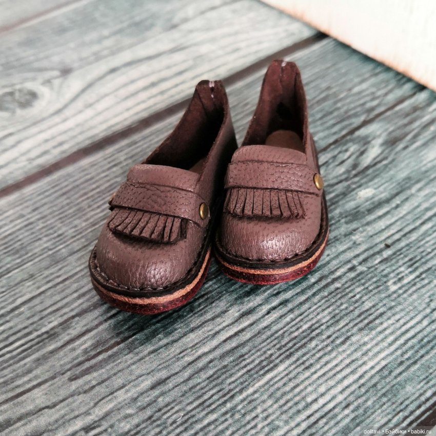 Новинка — Одежда и обувь для кукол своими руками: фото