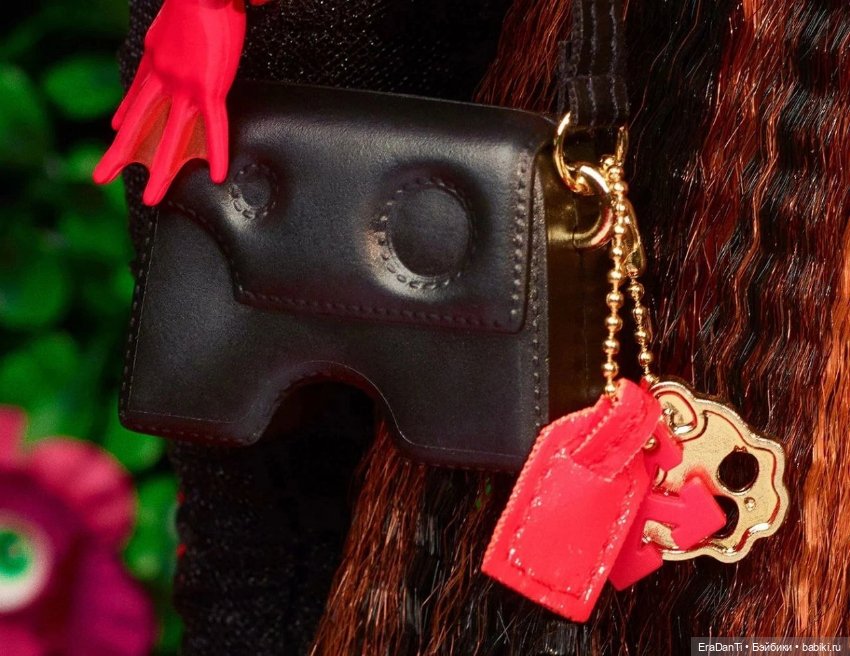 В сети появились фото Monster High в коллаборации с брендом Off-White (фото 6)