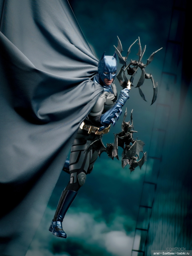 Эксклюзивная фигурка Бэтмена от Hot Toys (фото 7)