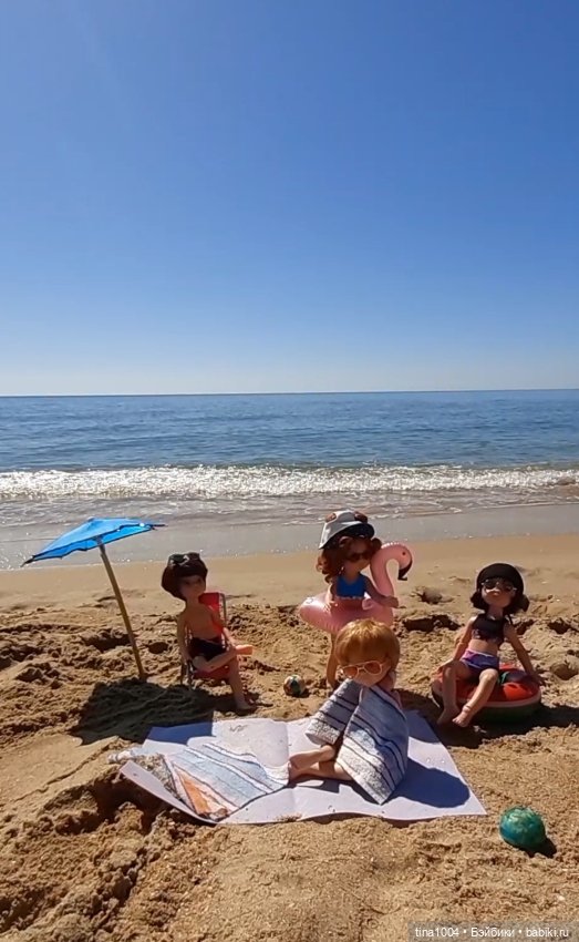 ИЗ ЖИЗНИ КУКОЛ Как они отдыхают (фото 9)