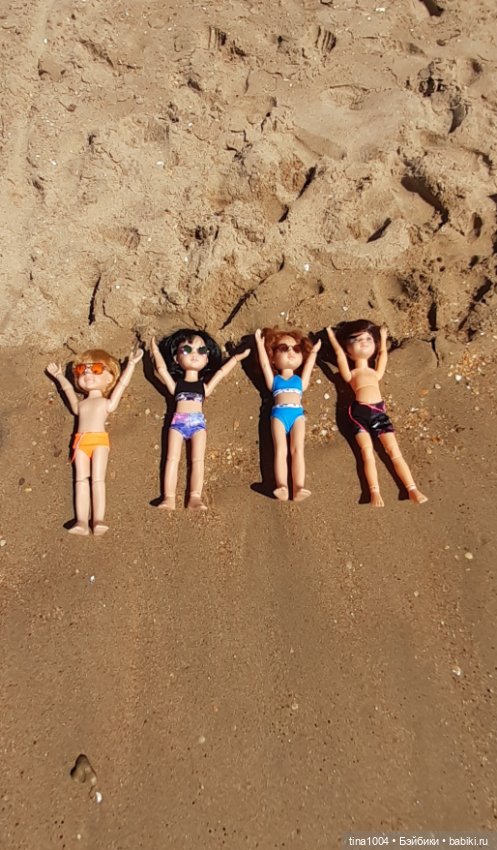 ИЗ ЖИЗНИ КУКОЛ Как они отдыхают (фото 8)