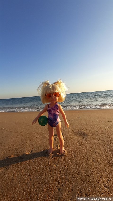 ИЗ ЖИЗНИ КУКОЛ Как они отдыхают (фото 5)