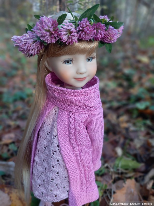 Под дождём — Куклы Ruby Red (Руби Ред) Fashion Friends: Siblies (фото 5)