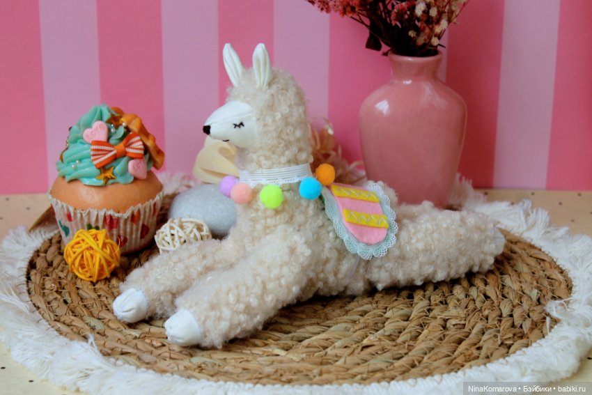 Спящая кудрявая лама — Авторские мишки Тедди и друзья: фото