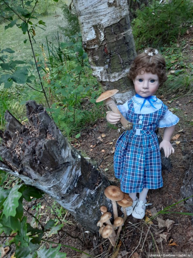 Лизонька тоже простилась с летом