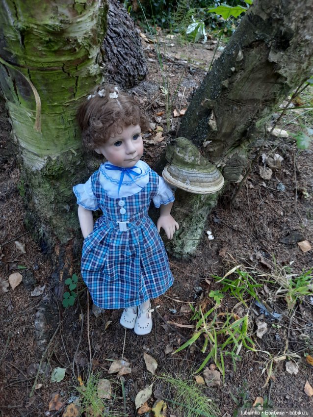 Лизонька тоже простилась с летом