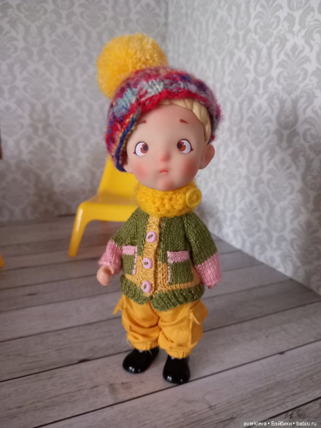 Новый житель Смолтауна — Азиатские виниловые куклы (разное): Китай