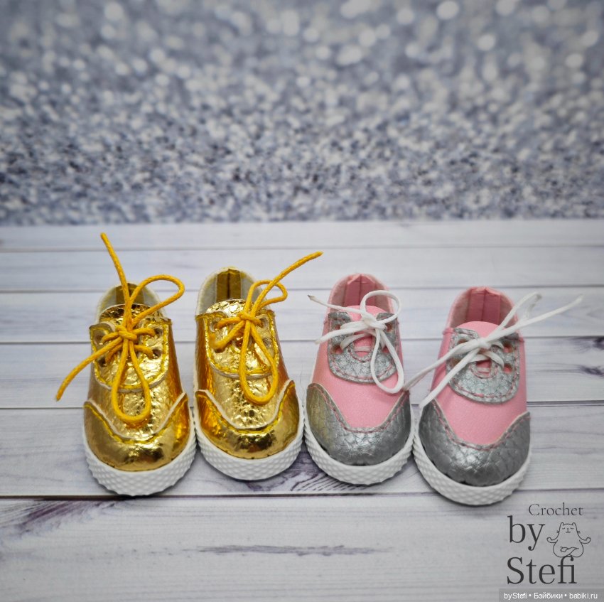 Новые кроссовки для Paola Reina