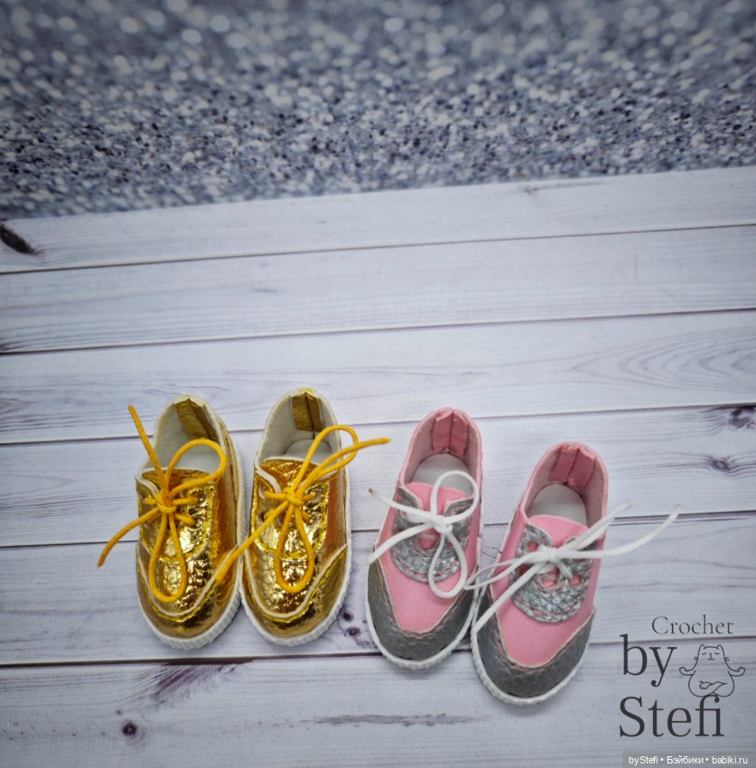 Новые кроссовки для Paola Reina