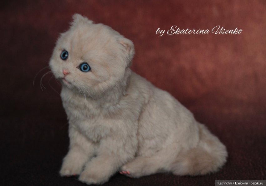 Котенок-пухляшка Ева — Авторские игрушки из разных материалов: синельная проволока (фото 7)