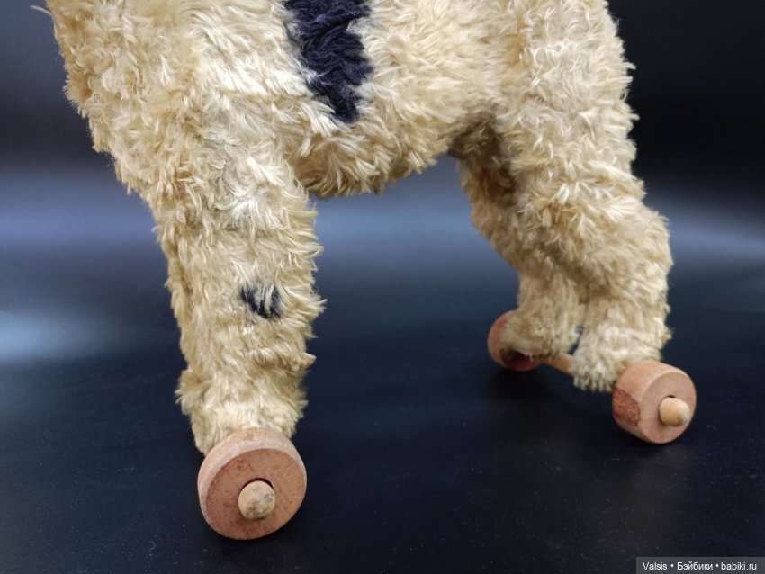 Собака на колёсиках, ГДР — Игрушки СССР и советского детства: резиновые (фото 6)